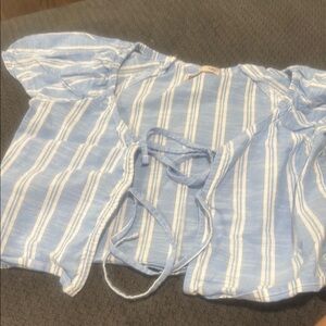 🟢10/$10 - SO short sleeve top